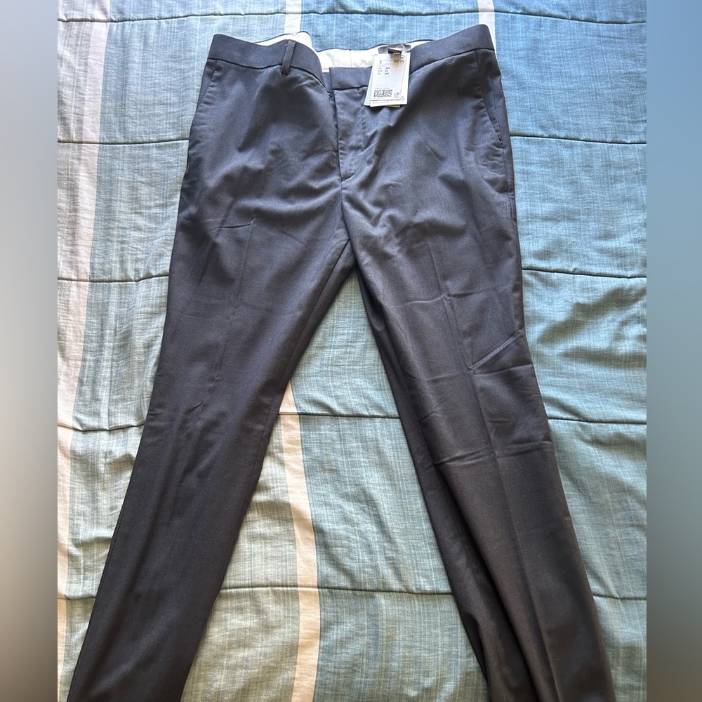 H&M Dark Blue Skinny Fit Suit Pants, Men’s 38R
